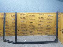 Уплотнитель стекла задней правой двери 1EWC4F Renault Espace купить в магазине запчастей бу