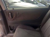 Обшивка двери задней правой (дверная карта) 0R3O07 Mazda MPV купить