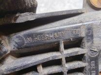 Кронштейн крепления крыла HWZ256 Audi 100 купить с доставкой