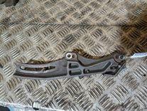 Кронштейн двигателя Q0MXL0 Mazda Premacy - Фото 1