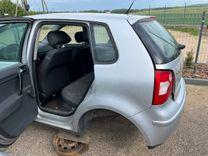 Уплотнитель двери задней левой RF7H9W Volkswagen Polo