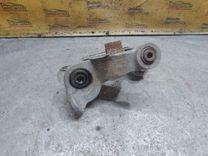 Кулак задний правый UWDAGQ Volvo S60 купить в магазине запчастей бу