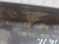 Накладка крыла (уголок зеркала) переднего правого 7DXHE7 Peugeot 406 - Фото 4