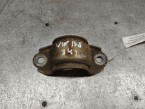 Крепление втулки стабилизатора X3KJH8 Volkswagen Passat - Фото 1