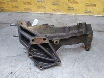 Кронштейн генератора Y3M82D Peugeot 806 - Фото 3