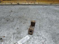 Крепление втулки стабилизатора N8F9LF Daewoo Leganza купить