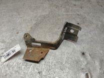 Кронштейн крепления крыла переднего левого FV6F67 Volkswagen Passat - Фото 2