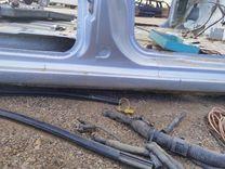 Стойка кузовная центральная правая TWJ5FB Kia Carnival купить