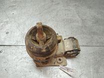 Подушка крепления КПП 4TMJUS Volkswagen Sharan