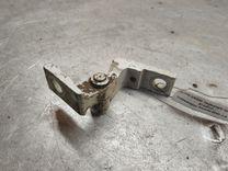 Петля двери передней правой 31KPFO Volkswagen Passat - Фото 1