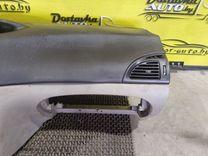 Панель передняя салона (торпедо) R4W0BG Citroen C5 undefined