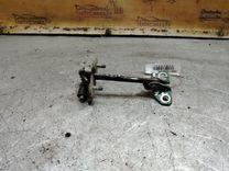 Ограничитель открывания двери задней RXH79L Peugeot 106 - Фото 1