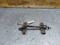 Планка крепления аккумулятора RKM8YJ Mitsubishi Carisma