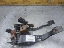 Узел педальный (блок педалей) NKQ8XR Ford Fiesta