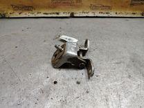 Петля двери задней правой 8IBA7V Nissan Primera - Фото 1