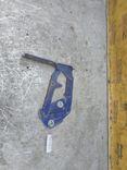 Петля капота правая 030FLM Peugeot 406