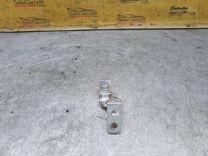 Петля двери задней правой I6XAE1 Volkswagen Polo купить на авторазборке