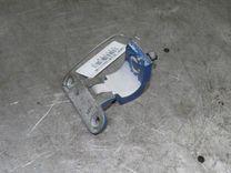 Петля крышки багажника ATLUP6 Volkswagen Golf купить на авторазборке