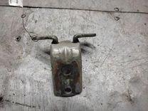 Петля двери передней правой 5NEBDG Hyundai Getz