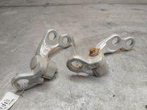 Петля двери задней правой HY4CD3 Ford Focus купить