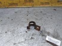 Крепление втулки стабилизатора E7YC1D Subaru Forester