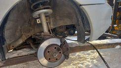 Кулак поворотный правый QHBF7G Volkswagen Sharan купить