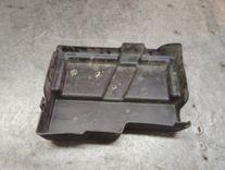 Крышка аккумулятора 1SGNYN Peugeot 406 купить