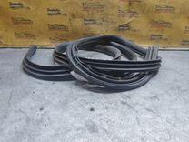 Уплотнитель двери передней левой M16RHH Ford C-Max купить на авторазборке