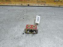 Петля крышки багажника WP5W0P Mazda 323