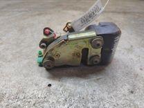 Замок двери передней правой 0F33QG Chrysler Voyager - Фото 3