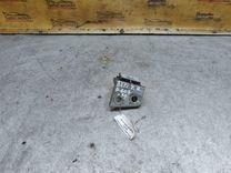 Петля двери задней правой Z8J6QH Peugeot 607 купить