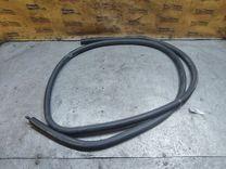 Уплотнитель двери передней левой J5P79H Volkswagen Jetta - Фото 1