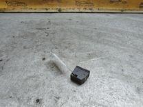 Кнопка открывания люка UQYX5H Volkswagen Passat купить с доставкой