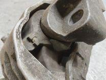 Подушка крепления двигателя WE4W3V Volkswagen Golf купить с доставкой