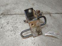 Петля двери задней правой VSTH45 Volkswagen Golf купить