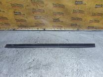 Молдинг стекла двери задней левой наружный 5LWXMV Audi 80 - Фото 2