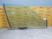 Стекло двери передней правой B8XG60 Audi 80 - Фото 2