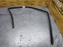 Молдинг стекла двери передней правой наружный E17721 Volkswagen Sharan - Фото 1