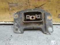 Подушка крепления КПП 9L4P8Z Ford Focus - Фото 2