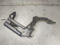 Педаль сцепления Q66GGL Volkswagen Golf - Фото 2