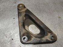 Кронштейн подрамника I3Y3V6 Opel Astra