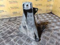 Кронштейн двигателя L5FOYF Audi A4 купить