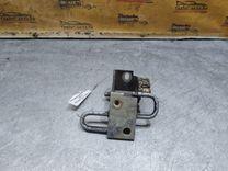 Петля двери передней правой W8UZ18 Volkswagen Touran купить с доставкой