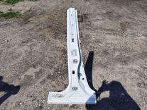 Стойка кузовная центральная правая LSS12V Nissan Note - Фото 1