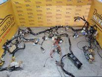 Проводка салона AQ2K7U Toyota Avensis Verso