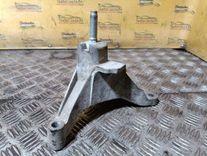 Кронштейн КПП U8GL9U Ford Focus купить