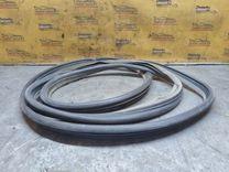 Уплотнитель двери задней левой 9607O6 Renault Espace купить с доставкой