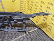 Передняя панель крепления облицовки (телевизор) YOB33Q Renault Scenic undefined