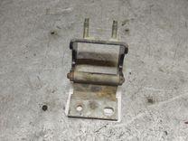 Петля крышки багажника 4H1010 Peugeot 406 - Фото 2