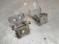 Петля двери передней правой MH7H45 Peugeot 307 купить